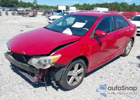 2014 Toyota Camry Se z USA, uszkodzony, nr VIN 4T1BF1FK9EU732368